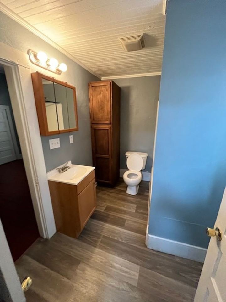305 Stough Aly - Photo 6 of 12