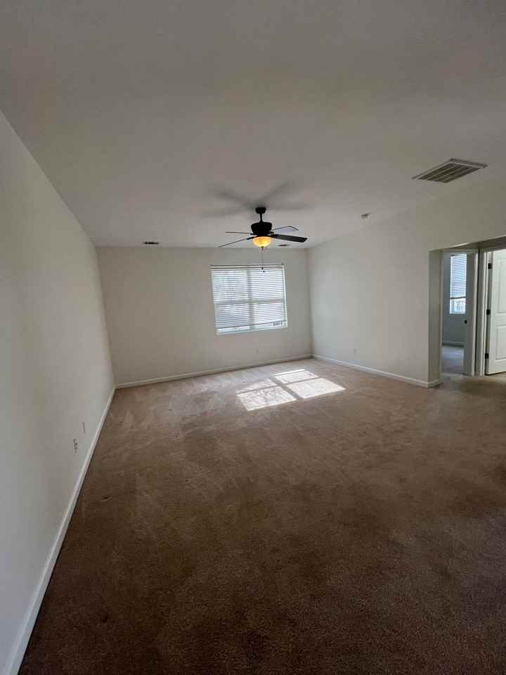 44 Pennyroyal Way - Photo 3 of 21