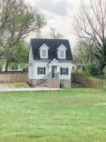 featured image of 407 N Everett High Rd