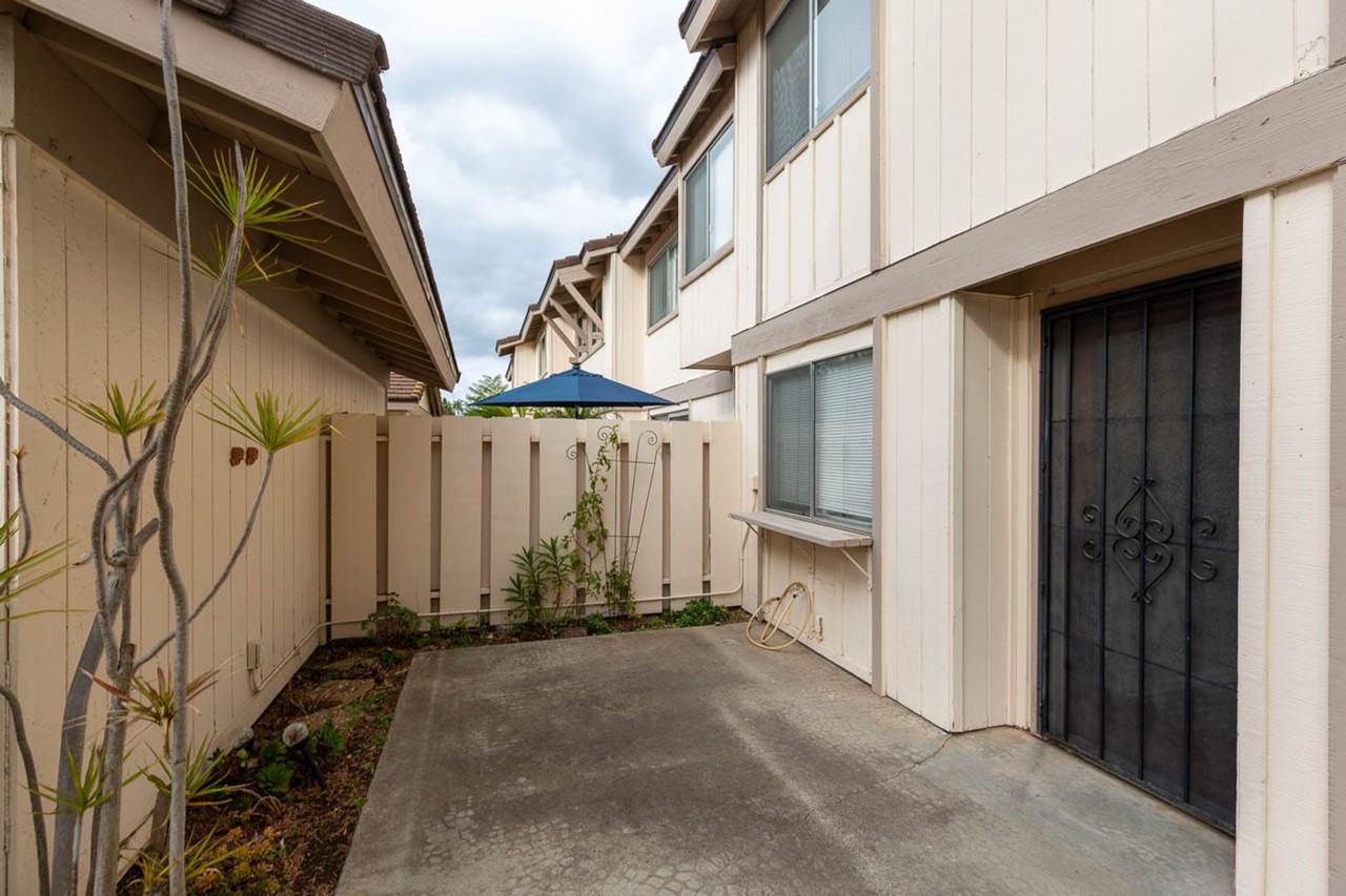 11178 Poblado Rd - Photo 3 of 26
