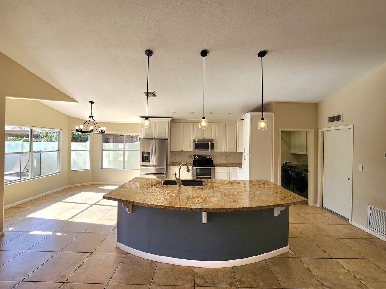 15013 S 46th Pl - Photo 4 of 25