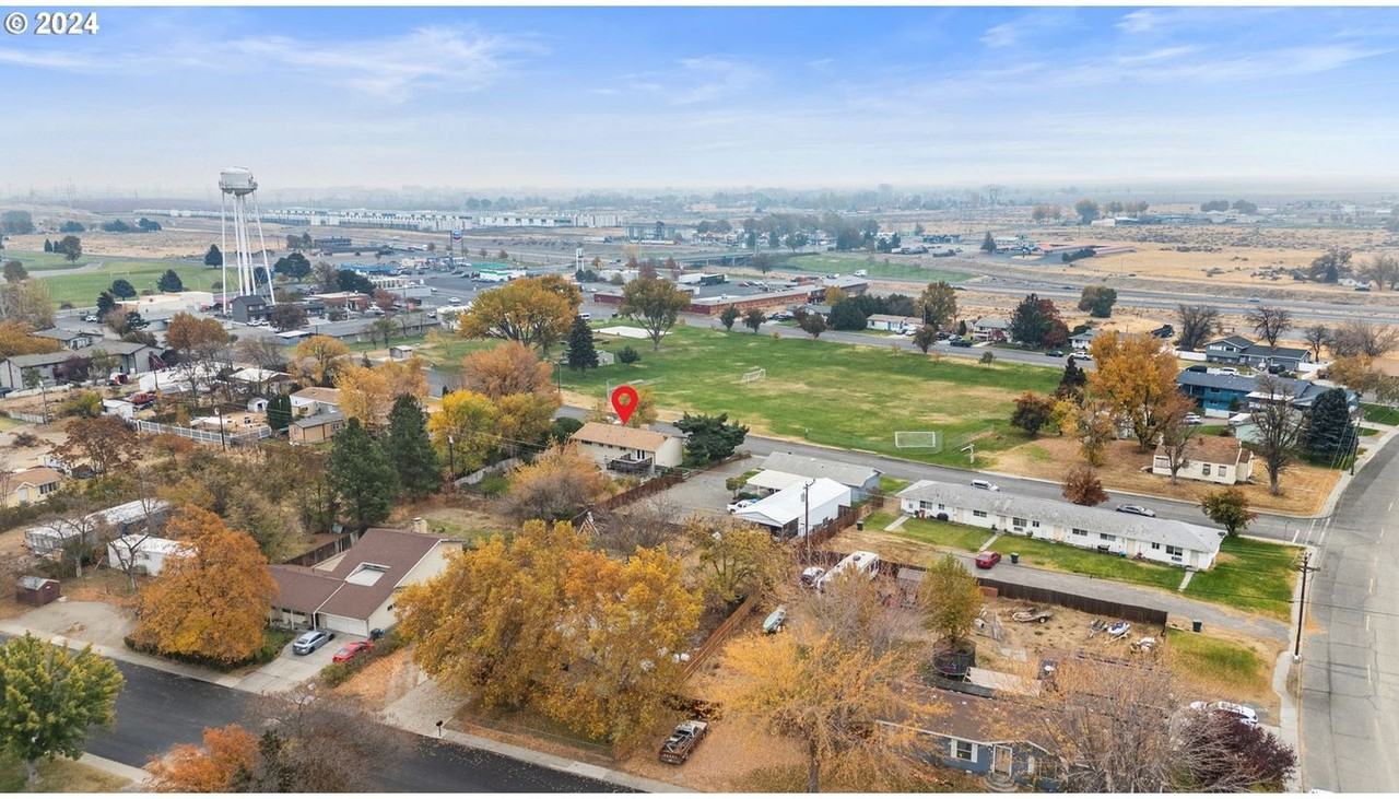 118 Park Ave - Photo 2 of 29