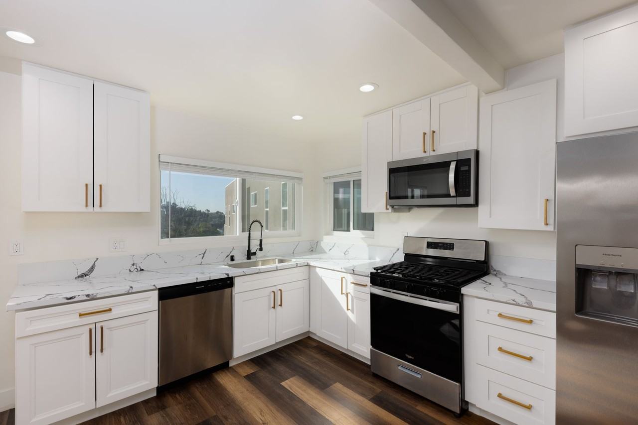 6283 Lorca Dr - Photo 3 of 15