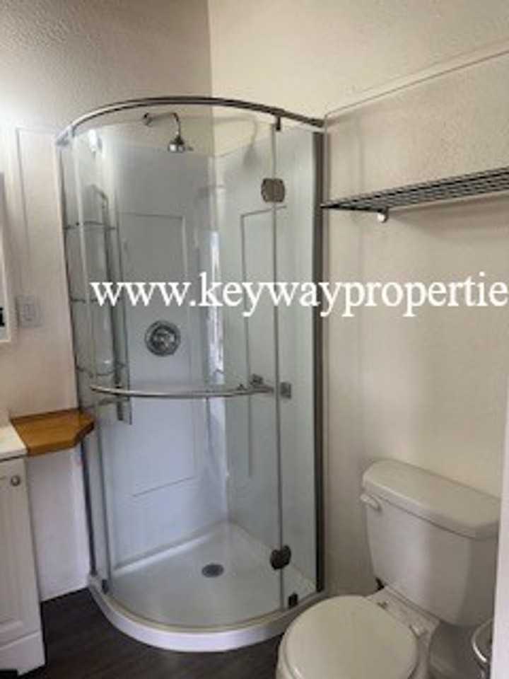 8 Whittier Pl Se - Photo 4 of 9