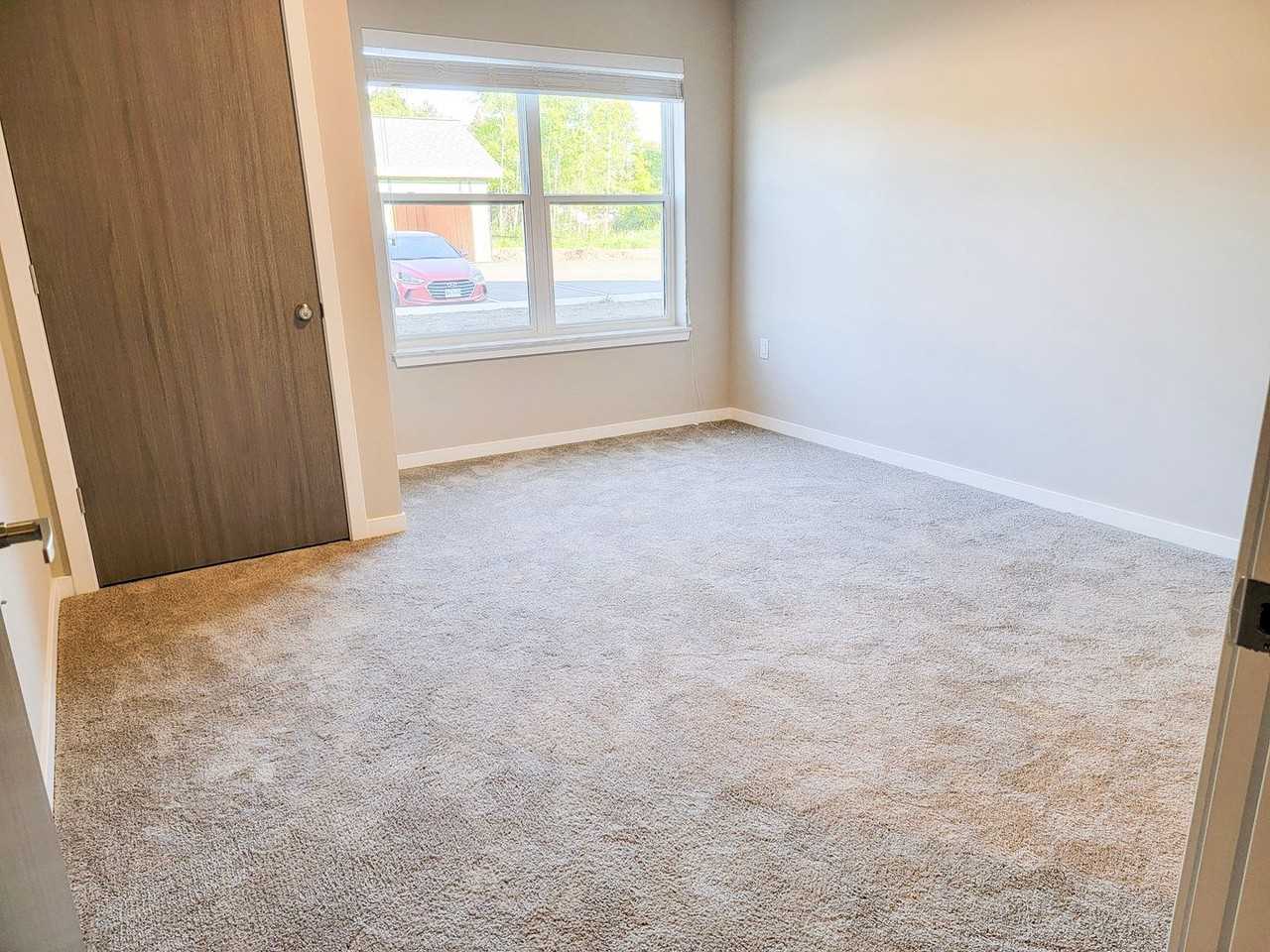 Rock Pointe Village II LLC - Photo 3 of 8