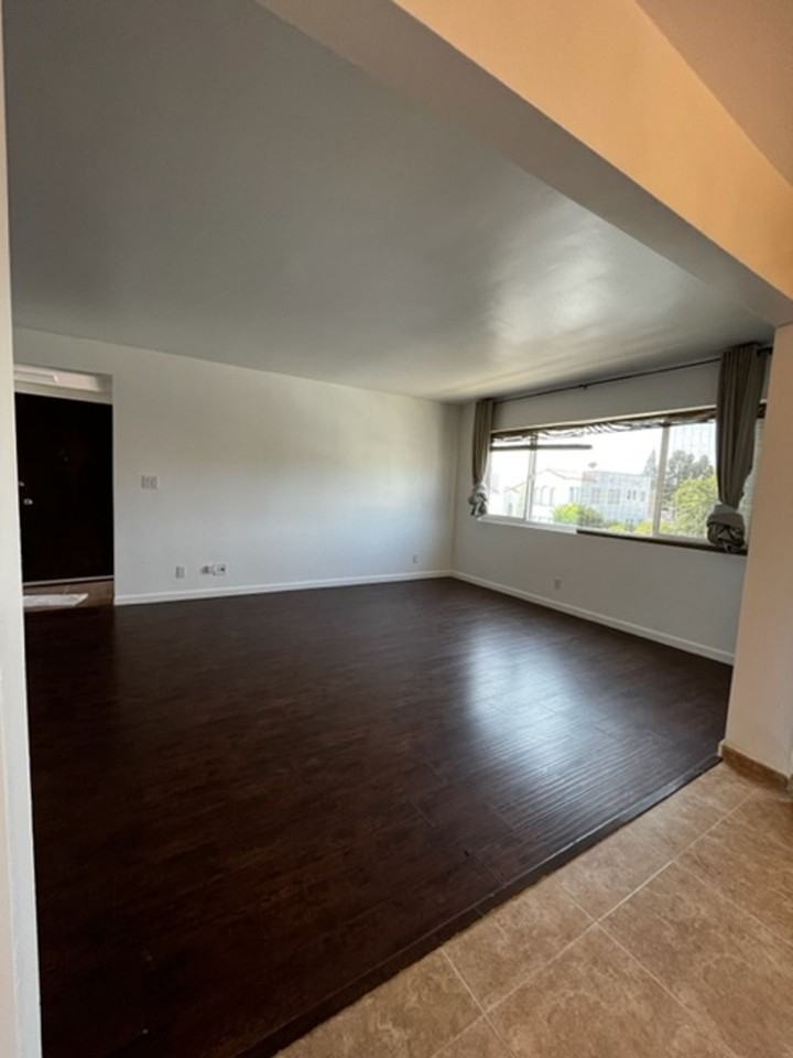 1380 W 9th Street - Photo 3 of 13