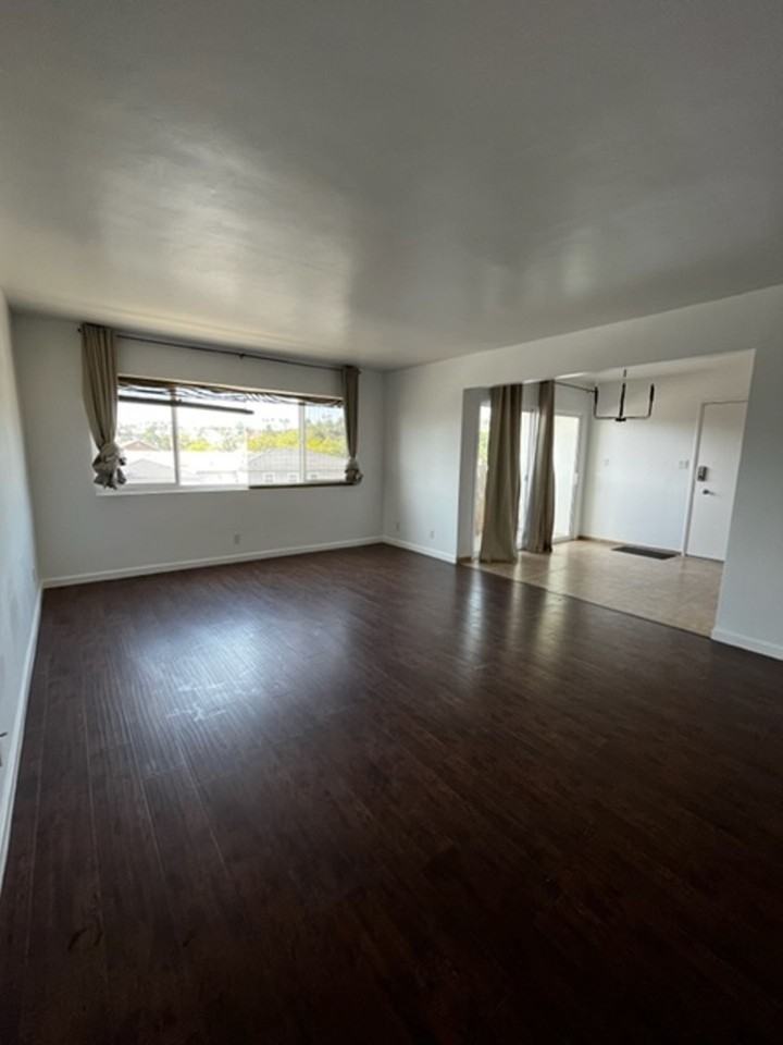 1380 W 9th Street - Photo 4 of 13