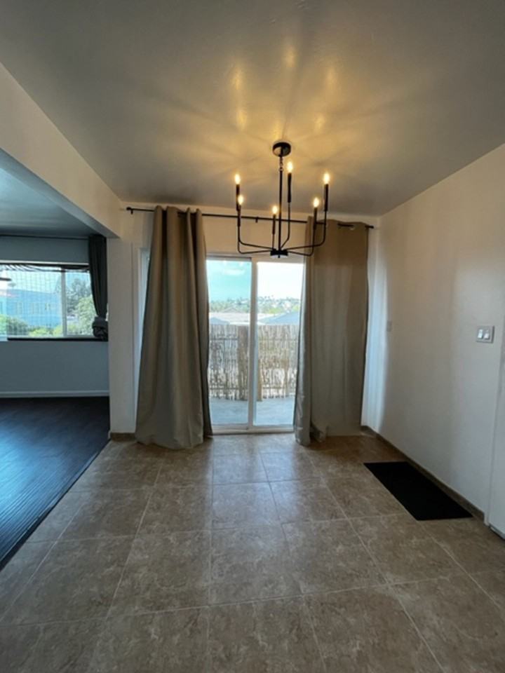 1380 W 9th Street - Photo 5 of 13