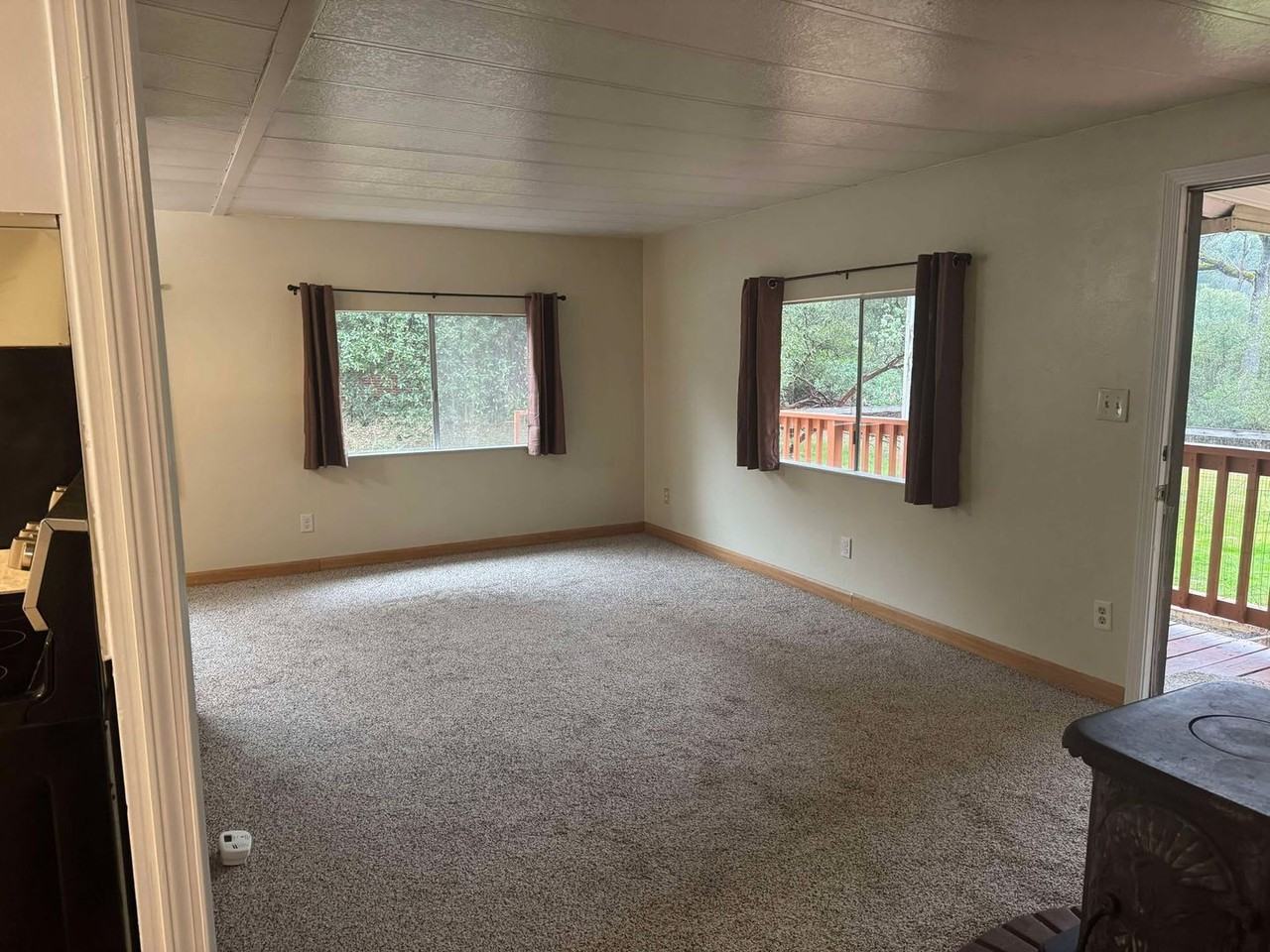 12555 Yankee Hill Rd - Photo 3 of 22