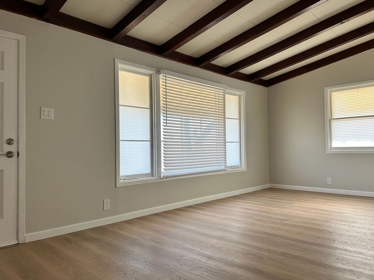 401 N Norma St - Photo 2 of 14