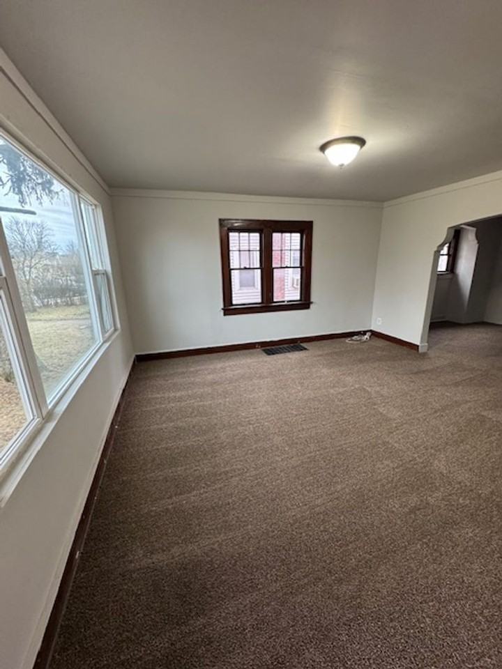 2724 Reed St - Photo 3 of 10