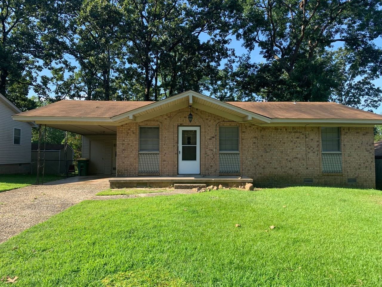 204 Latona Ln