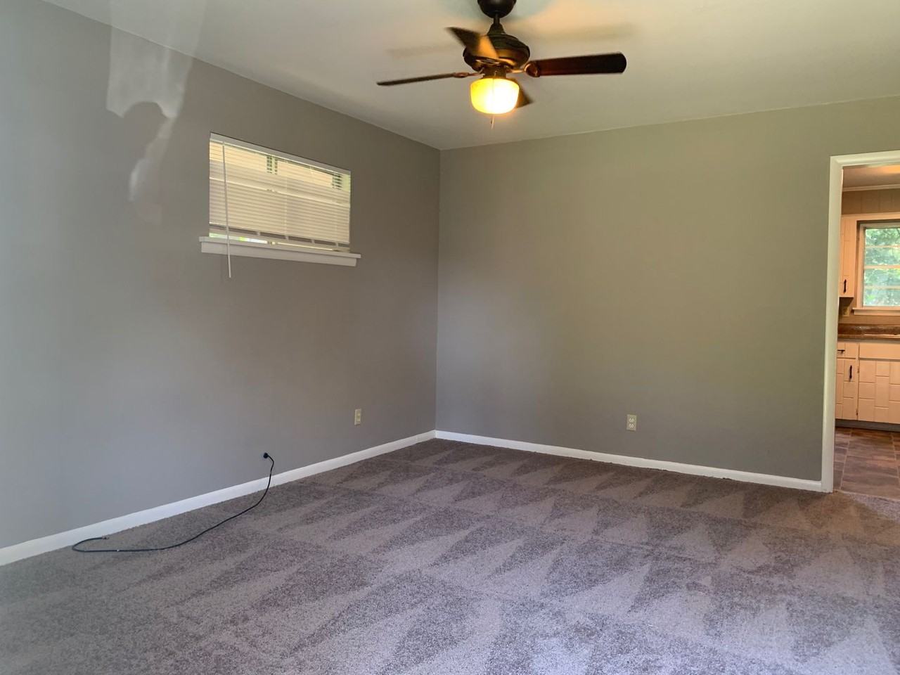 204 Latona Ln - Photo 3 of 22