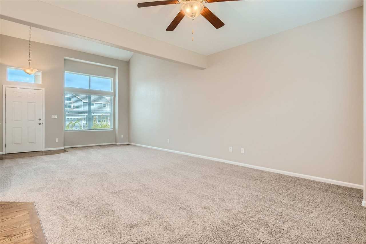 7862 Wagonwood Pl - Photo 4 of 29