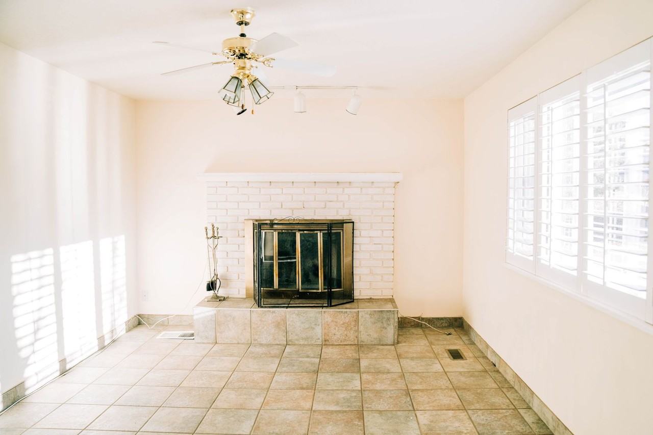 2170 W Meadow St - Photo 7 of 47