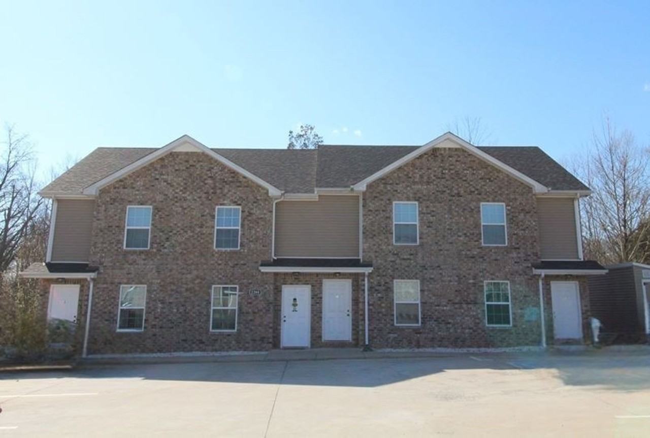 2264 Mccormick Ln - Photo 2 of 14