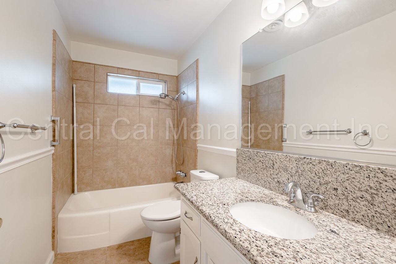 130 El Cerrito Dr - Photo 7 of 25