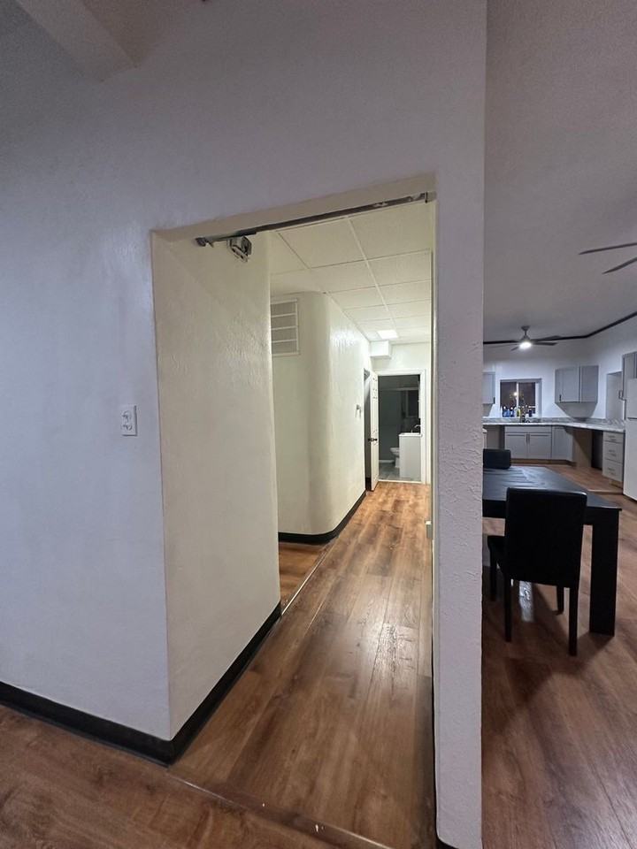 4114 Secor Rd - Photo 6 of 13