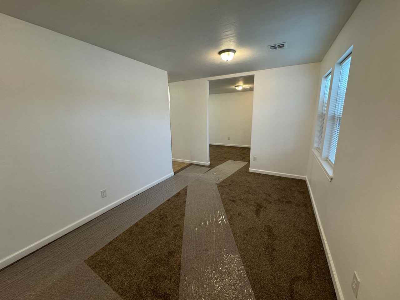 4114 Cunningham Dr - Photo 2 of 12