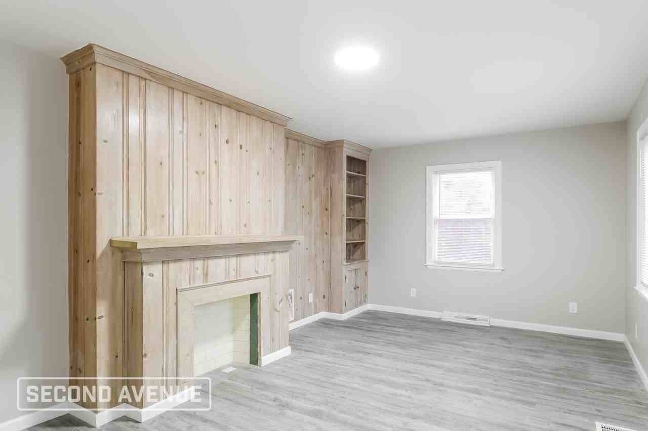3946 Biehl Ave - Photo 2 of 15