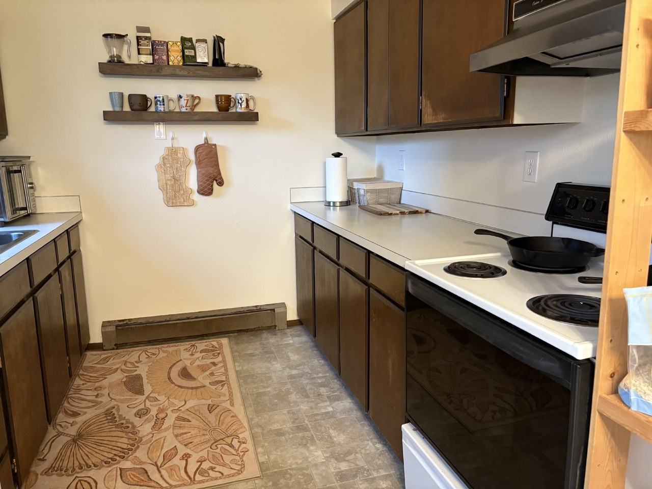 2406 Jaeger St #B - Photo 7 of 15