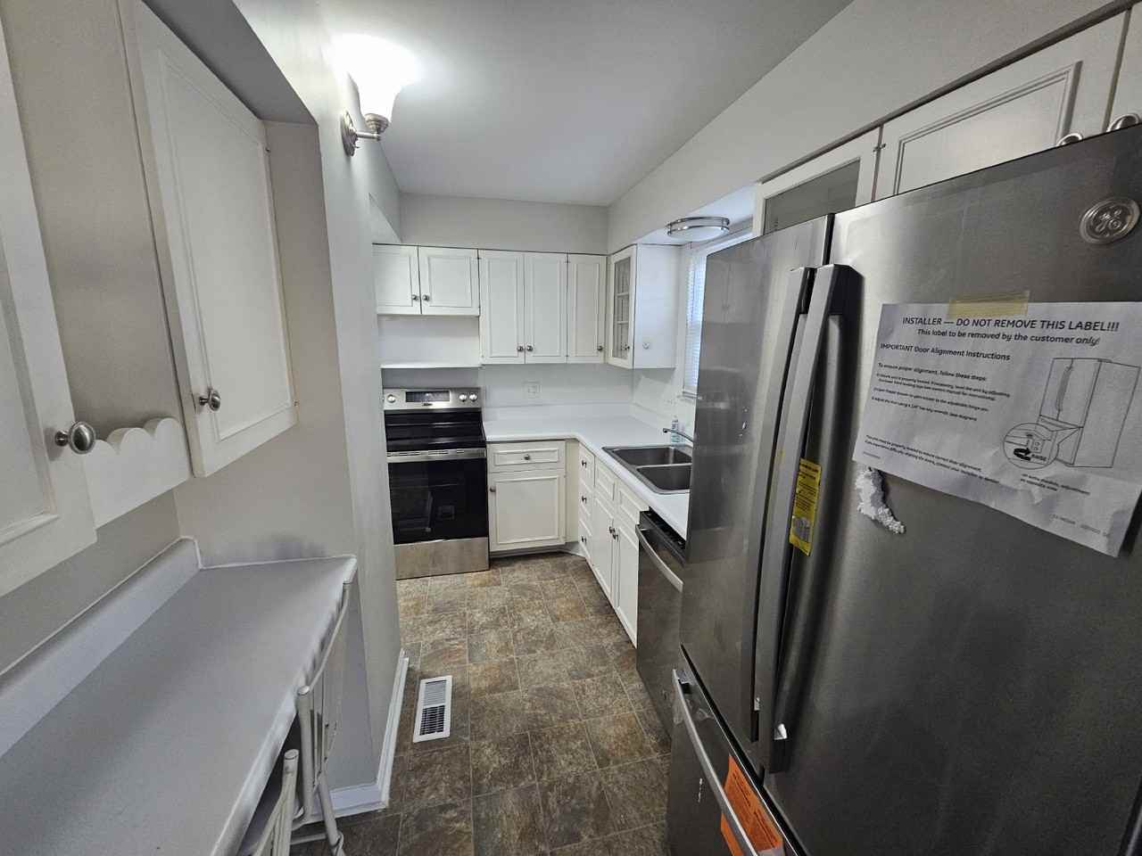 4366 Chateau De Ville Dr #D - Photo 3 of 18