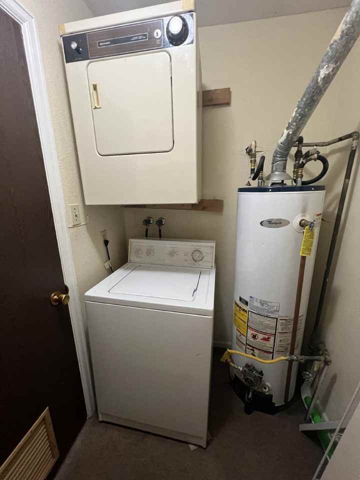 5007 Townsend Pl - Photo 3 of 15