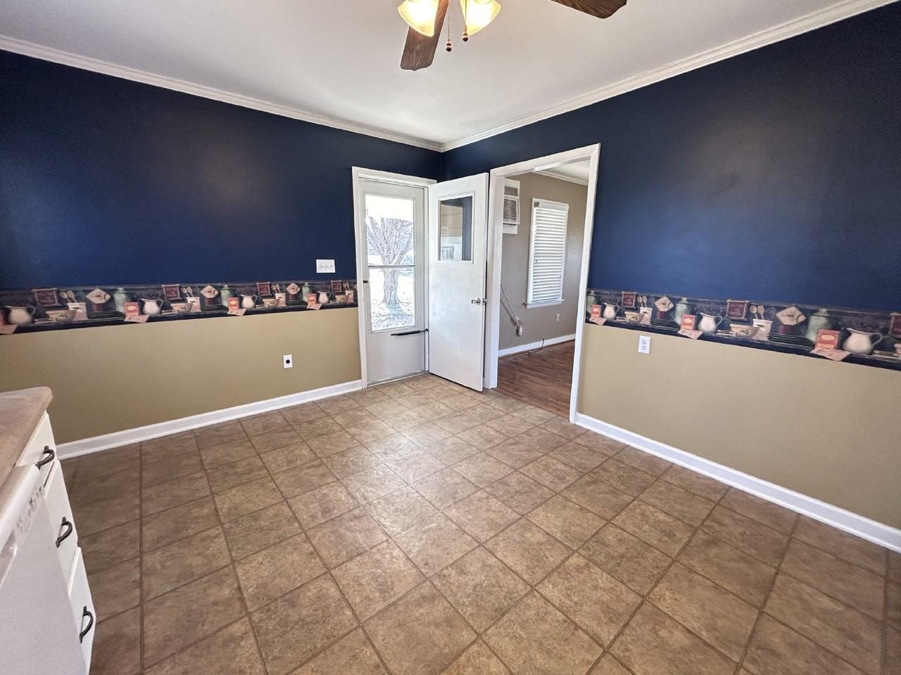 426 N Ezell St - Photo 5 of 12