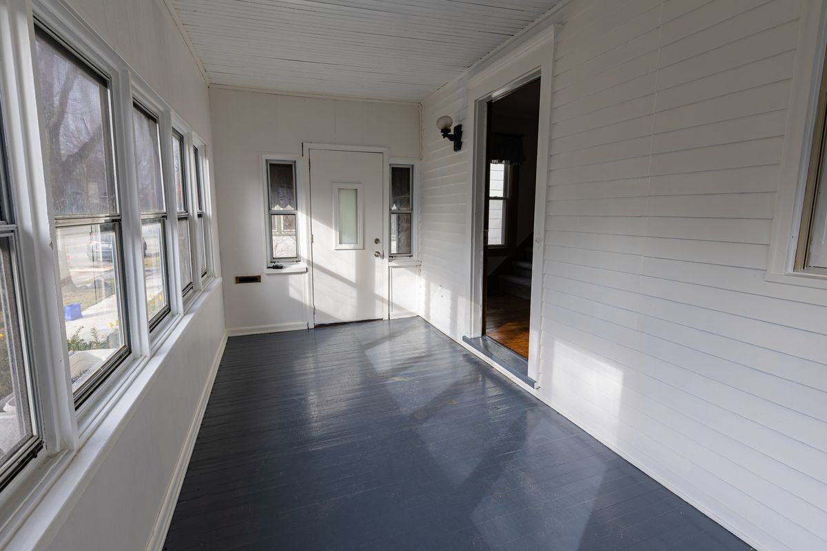 78 Lapham St - Photo 2 of 19