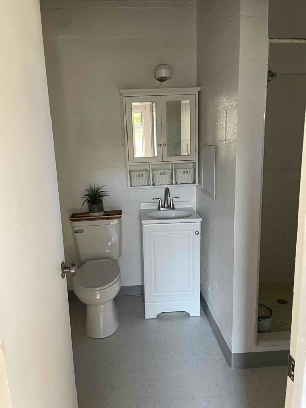 233 California St #B - Photo 3 of 10