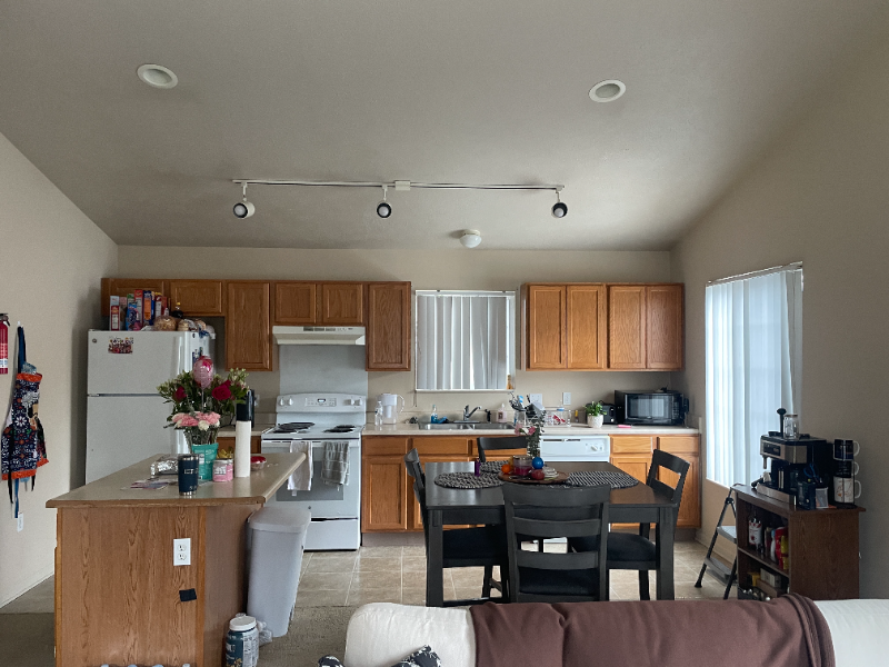 105 S Kendall Ave - Photo 3 of 14