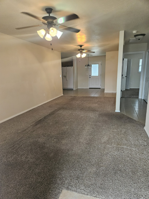 103 W 11th St #103 - Photo 2 of 7