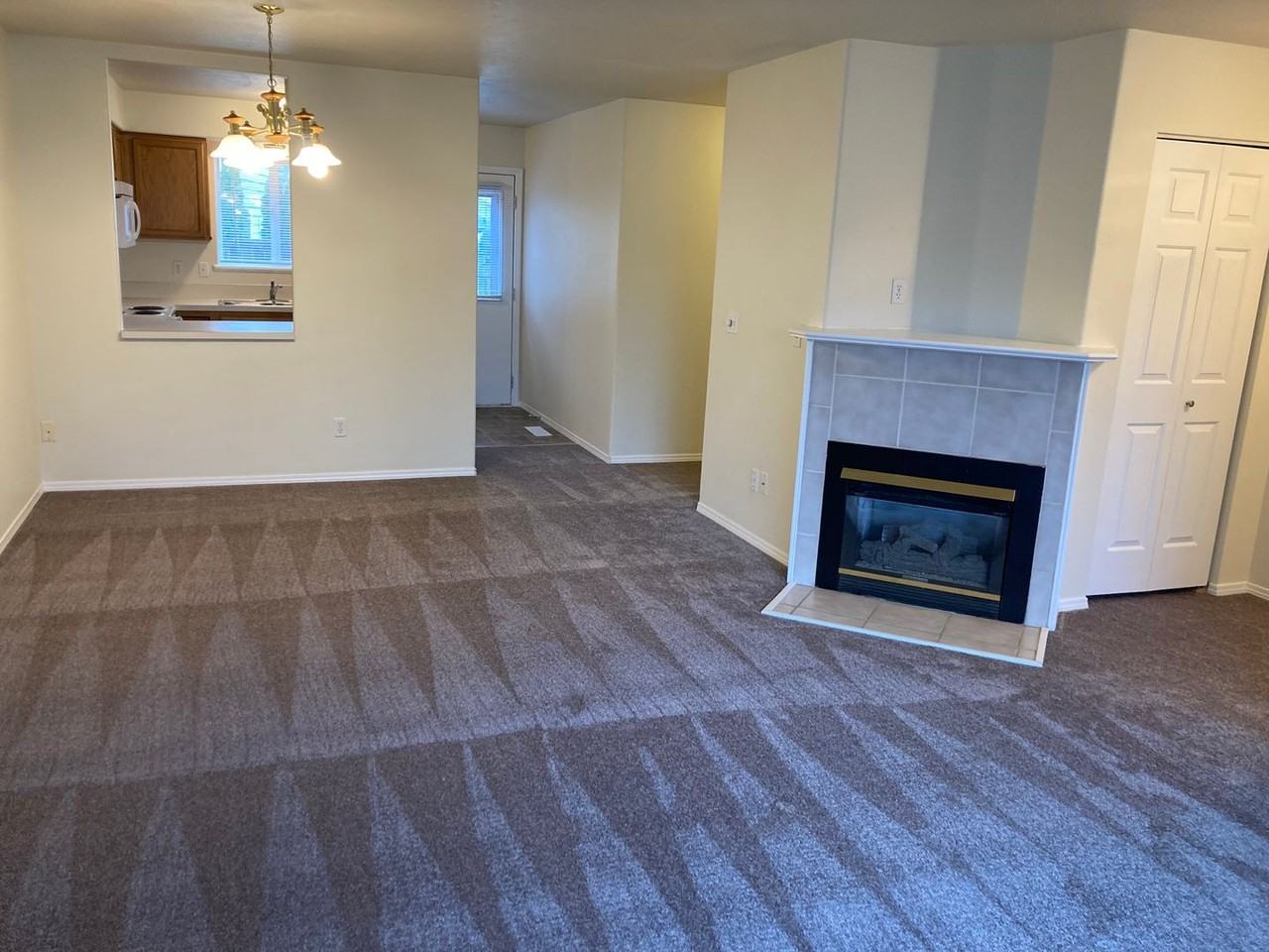 5442 Monterey Dr Se - Photo 3 of 19