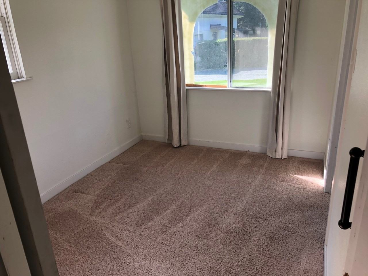 18039 Granite Ln - Photo 2 of 5