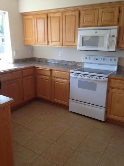 1403 Brittany Ct - Photo 6 of 10