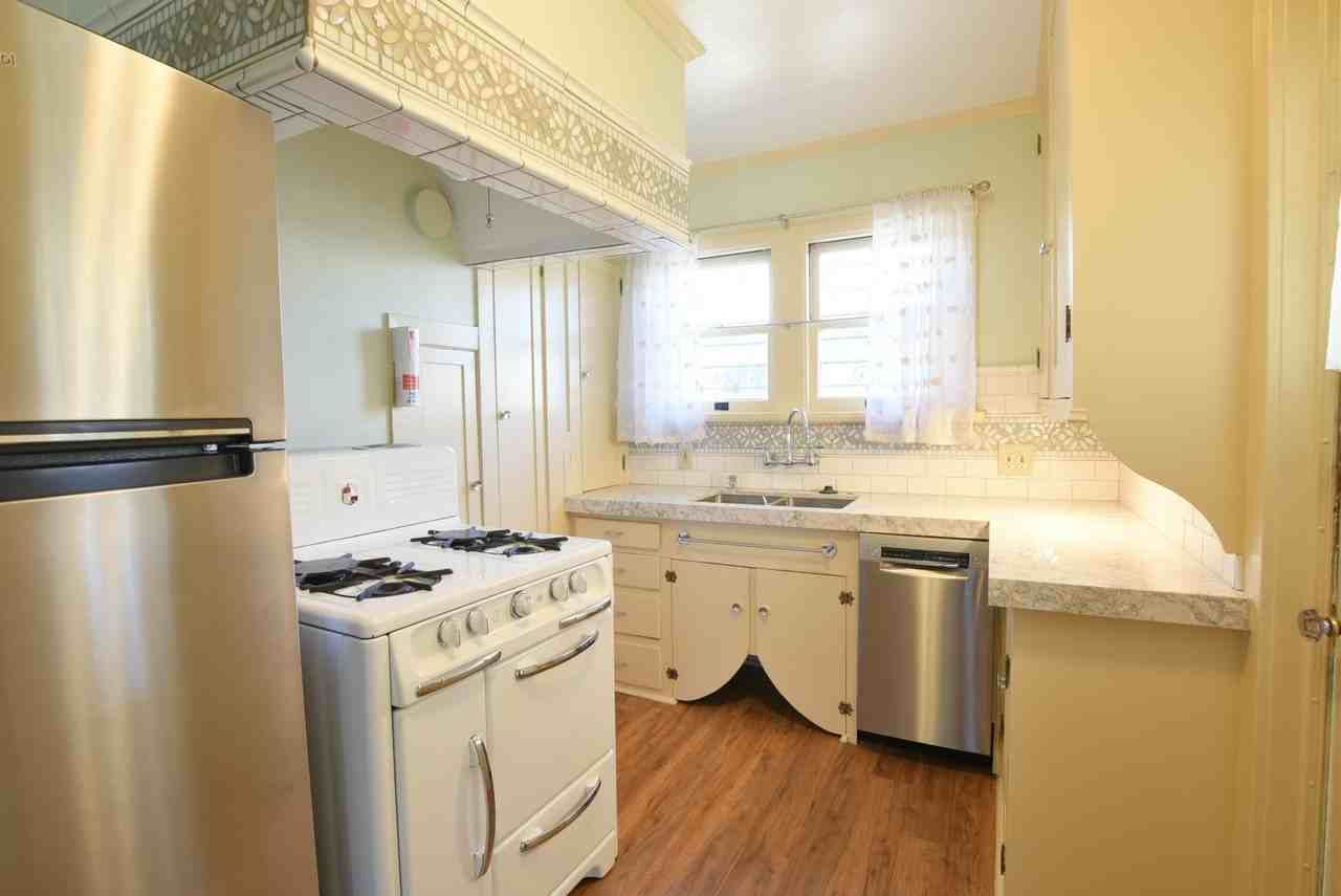 23 Cecil Ave - Photo 2 of 12