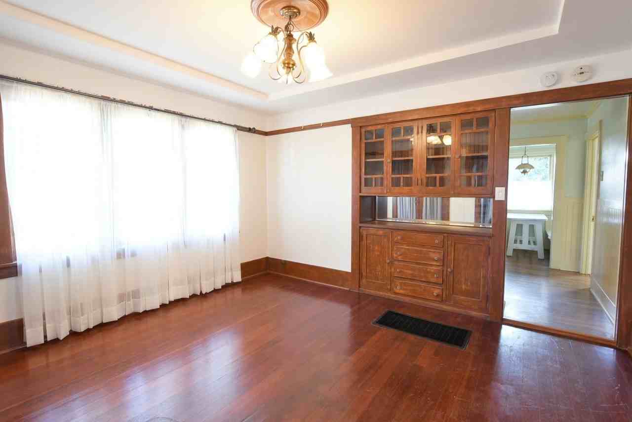 23 Cecil Ave - Photo 4 of 12