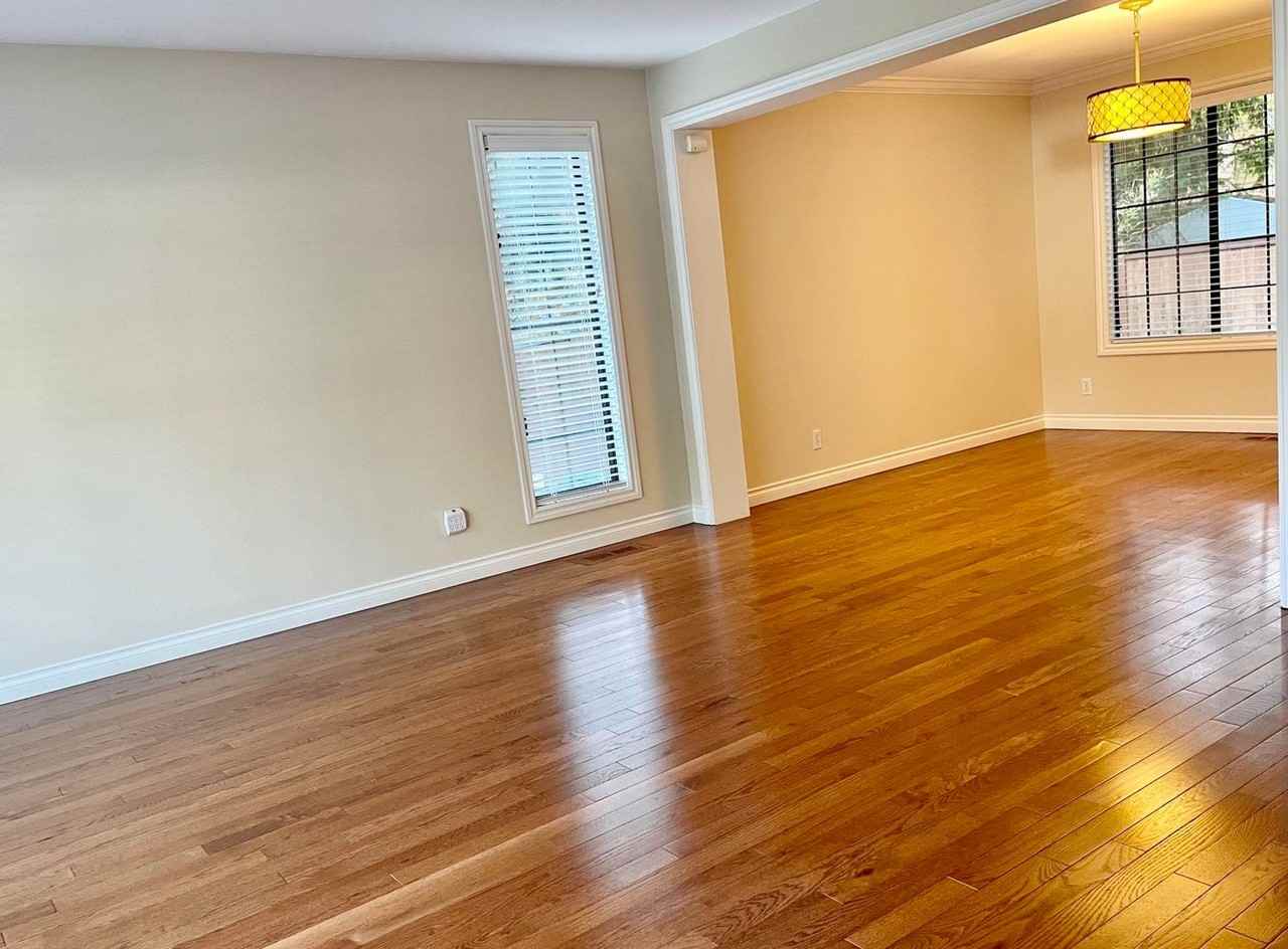 14147 176th Ave Ne - Photo 3 of 44