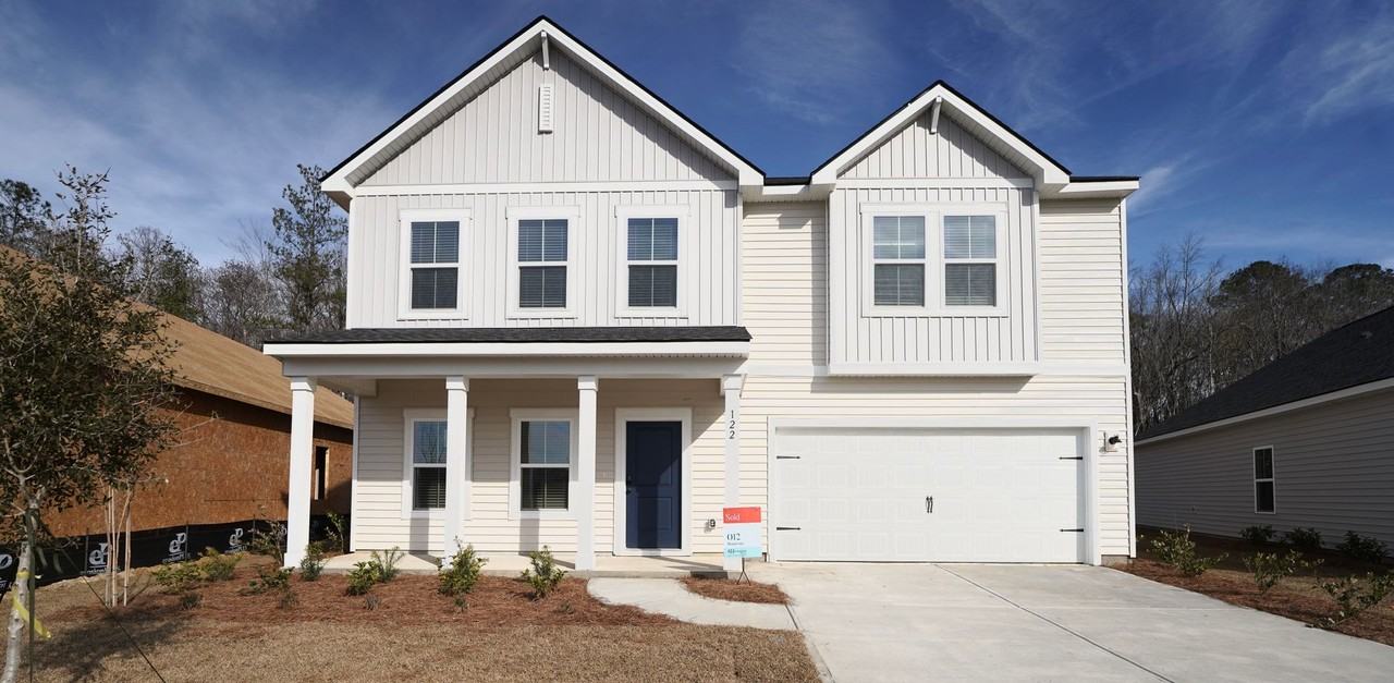 122 Kingswood Cir - Photo 2 of 50