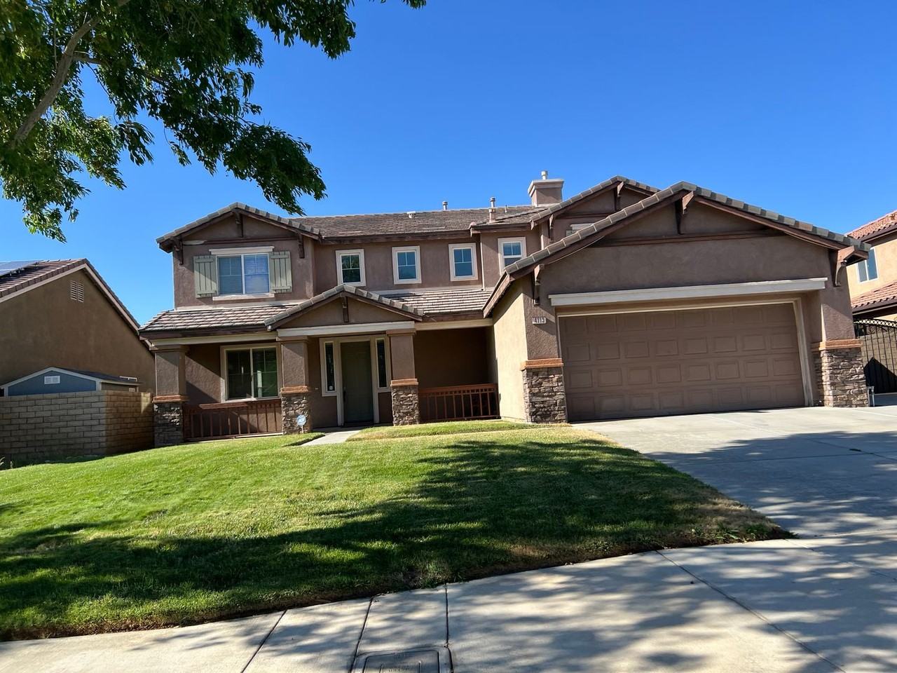 4113 Glacier Pl - Photo 2 of 26