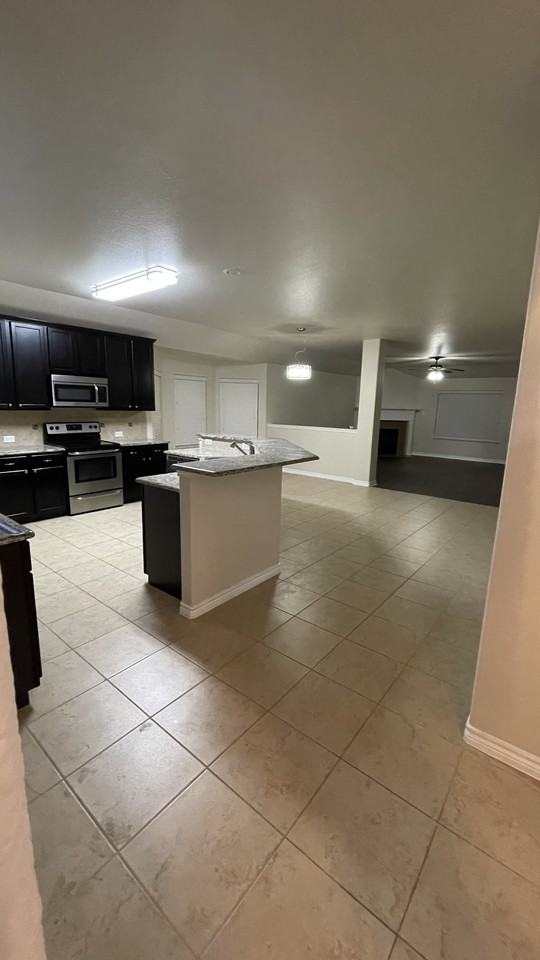 2823 Oak Glen Ct #NA - Photo 6 of 26