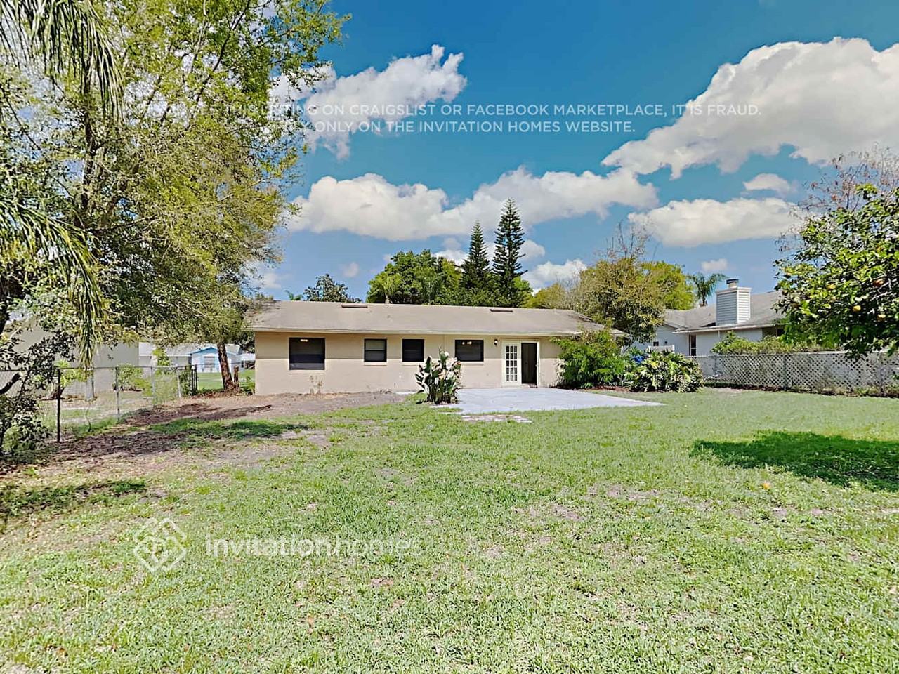 838 Field St - Photo 4 of 5