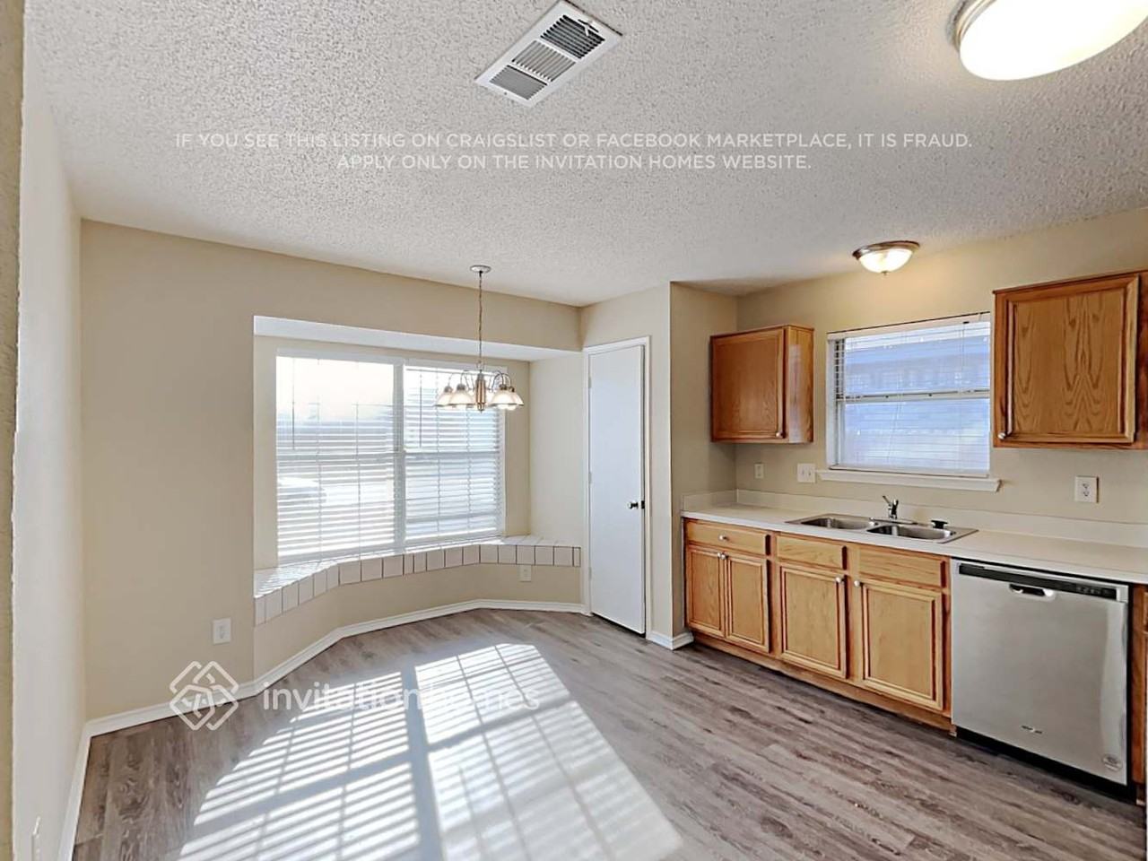 10220 Cypress Hills Dr - Photo 6 of 18