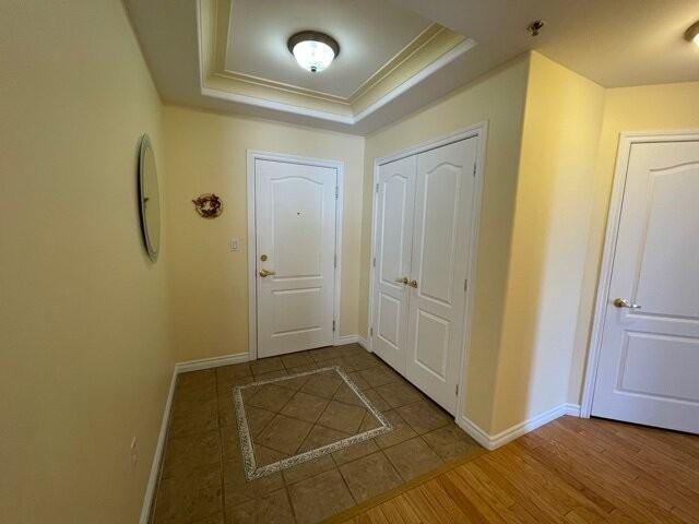 78 Regency Park Dr - Photo 2 of 19