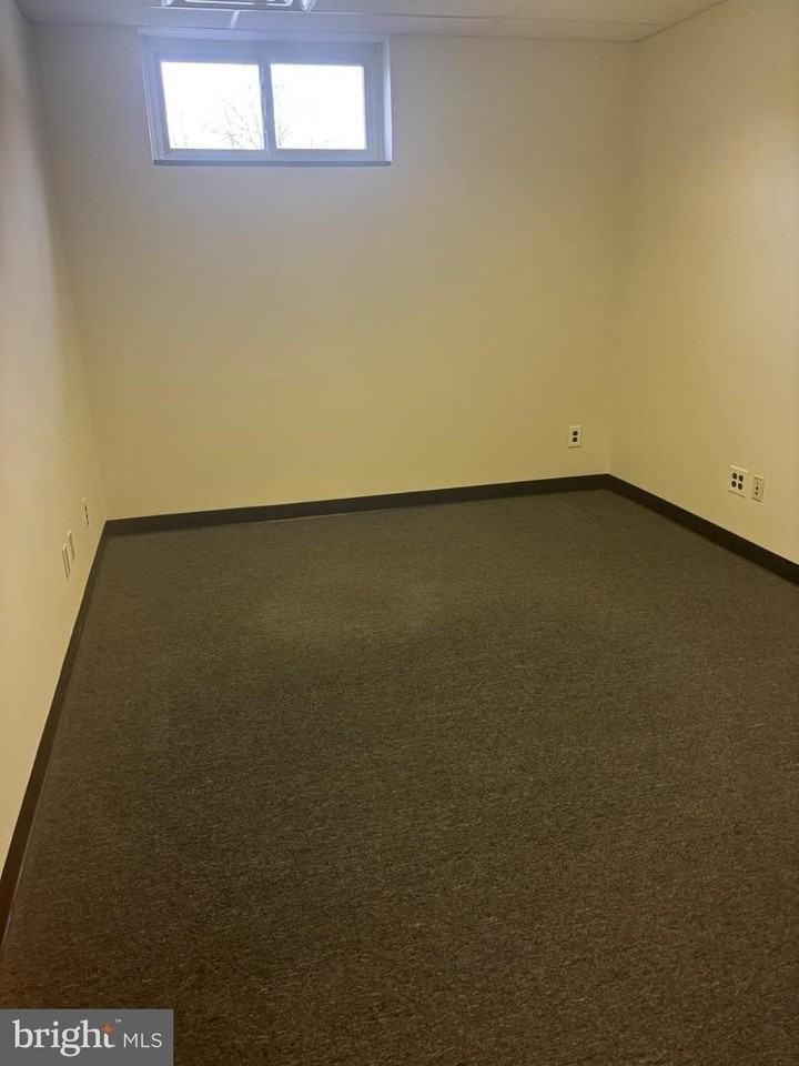 410 Township Line Road - Photo 6 of 9