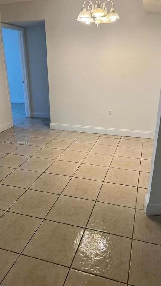 4205 N University Dr #203 - Photo 4 of 9