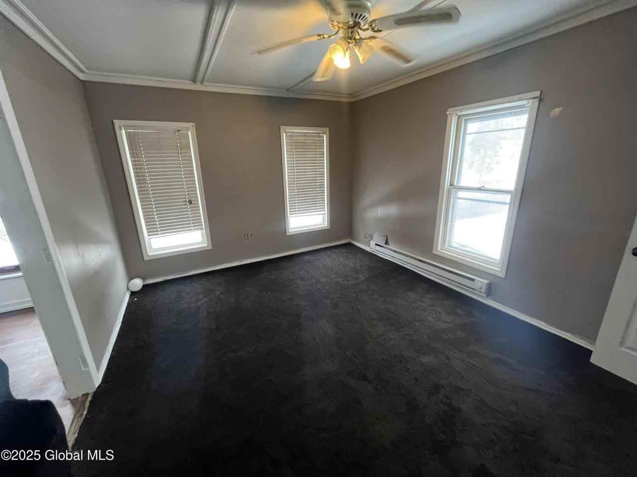 520 N Market St - Photo 6 of 14