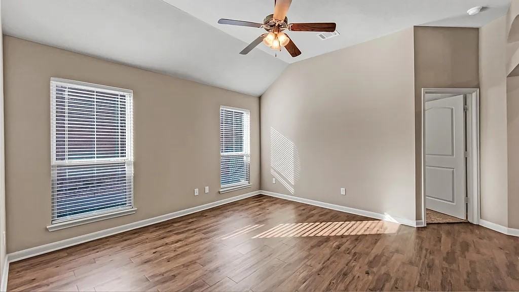 4036 Dunlap Loop - Photo 4 of 11