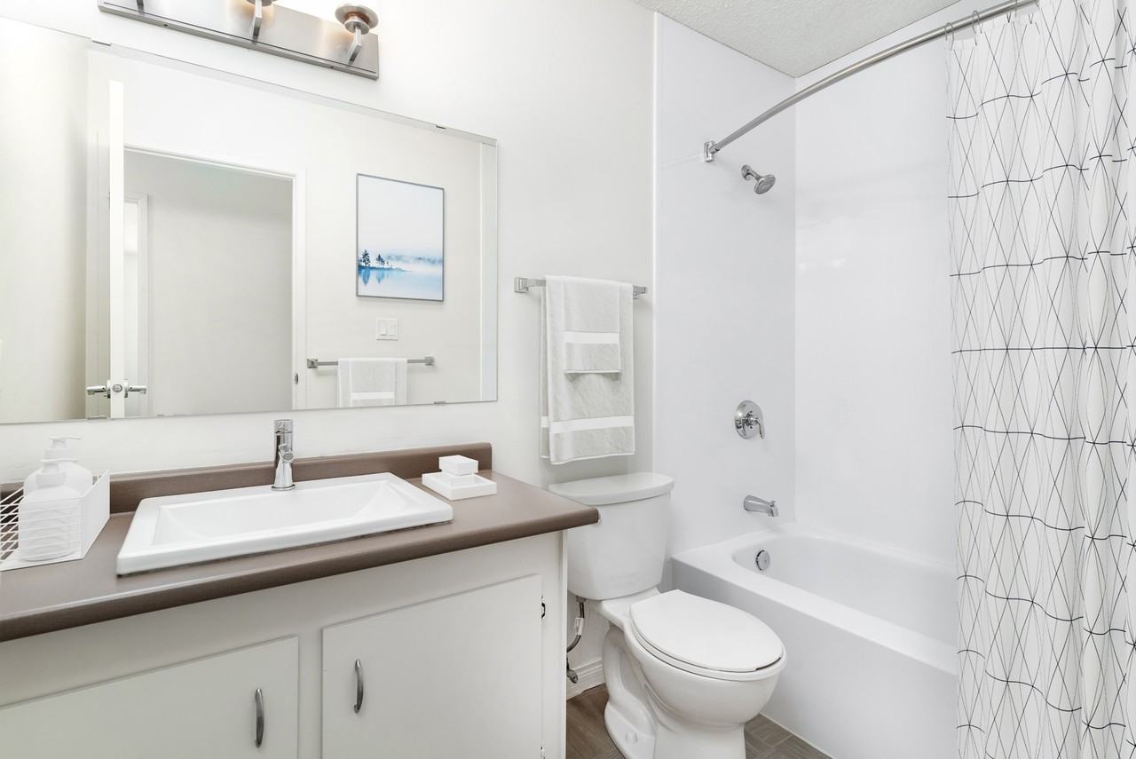 West Edmonton Court - Photo 2 of 7