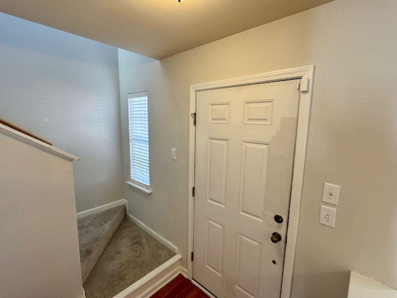 9906 Clyborn Ct - Photo 3 of 23